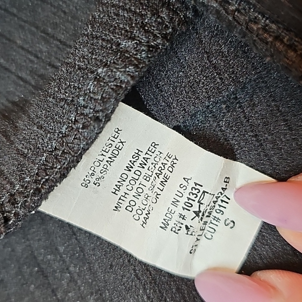 NEW CHARLOTTE RUSSSE BLACK TEXTURED PLEATED SKATER SWING SKIRT - Picture 7 of 7